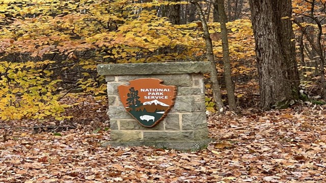 Operating Hours and Seasons