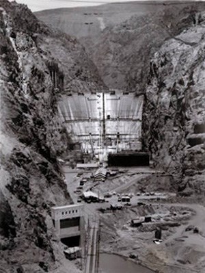 The Hoover Dam, halfway through its construction.