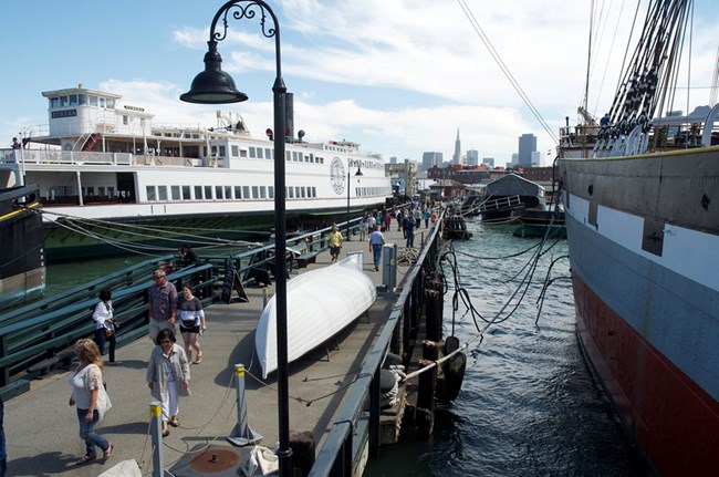 passenger_ships_docked