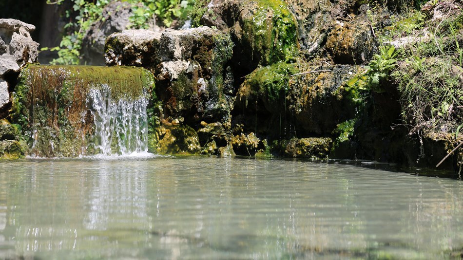 hot springs pool