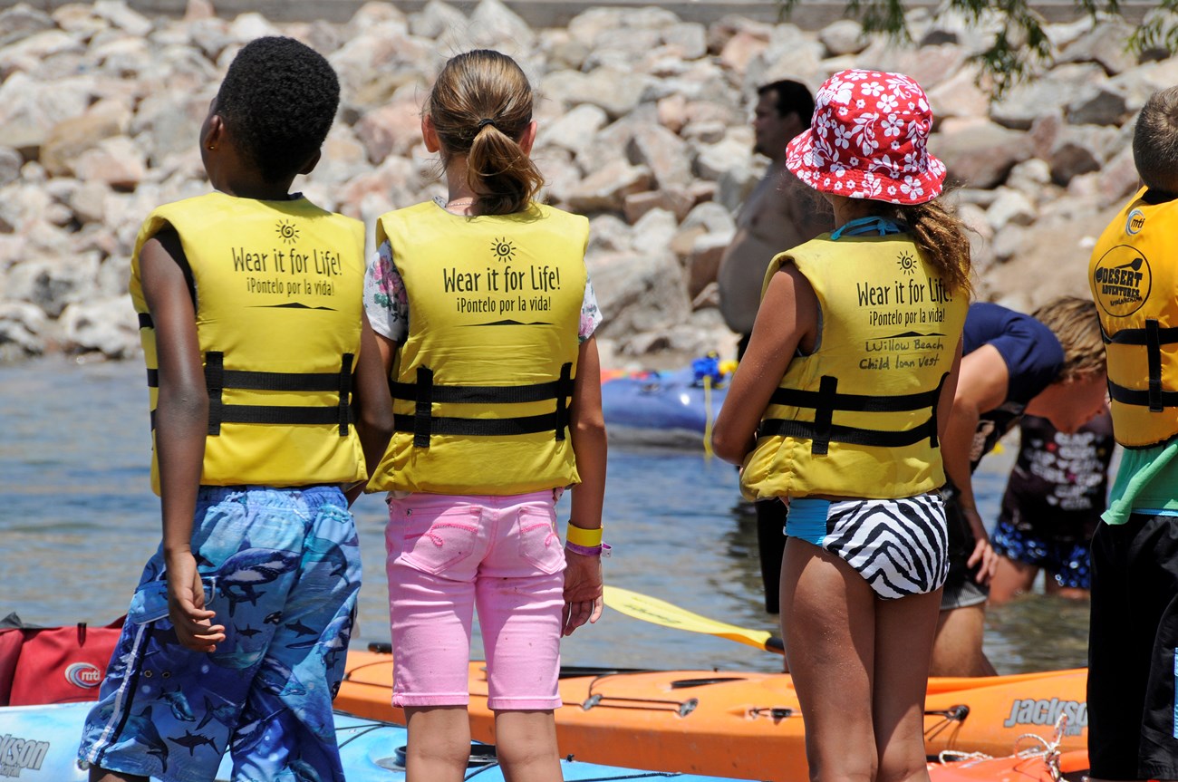 Life Jacket Types & PFDs How to Choose the Right Fit, swim vest 