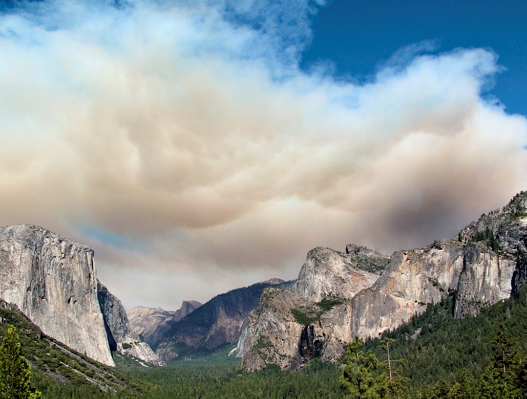 Smoke column over Yosemite National Park Column of smoke over Yosemite National Park