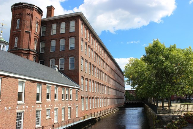 Exterior of the boot cotton mill museum Lowell NPS photo