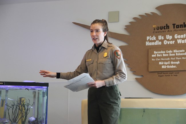 Ranger discusses what animals thrive in Toms Cove.