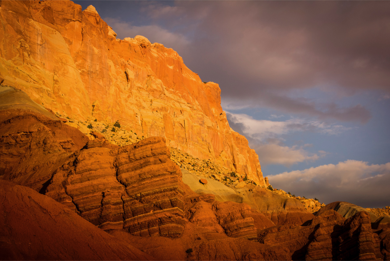 Moenkopi, Chinle and Wingate geologic layers at Sunset