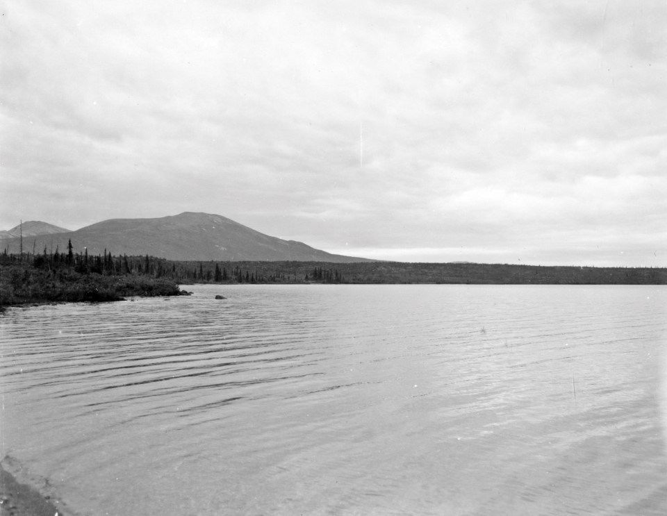 Black and white 1952 photograph of Walker Lake