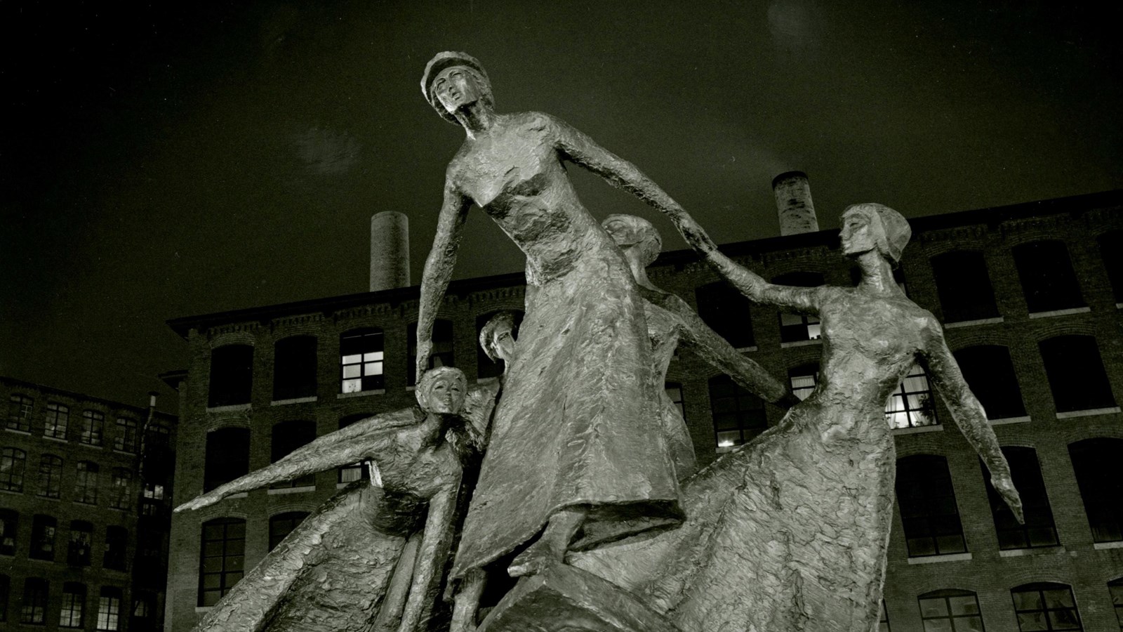 Sculptor's Page » Monumental Women