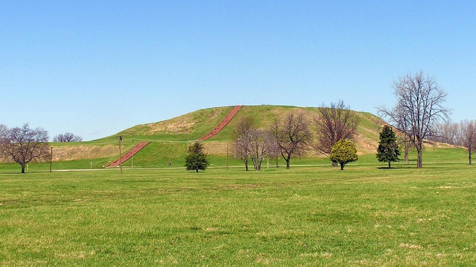 Cahokia Mounds State Historic Site And Interpretive Center Us National Park Service