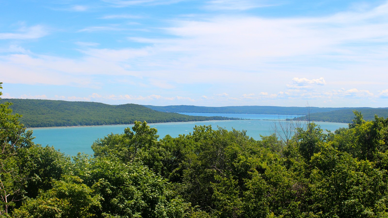 PSSD Glen Lake Overlook (U.S. National Park Service)