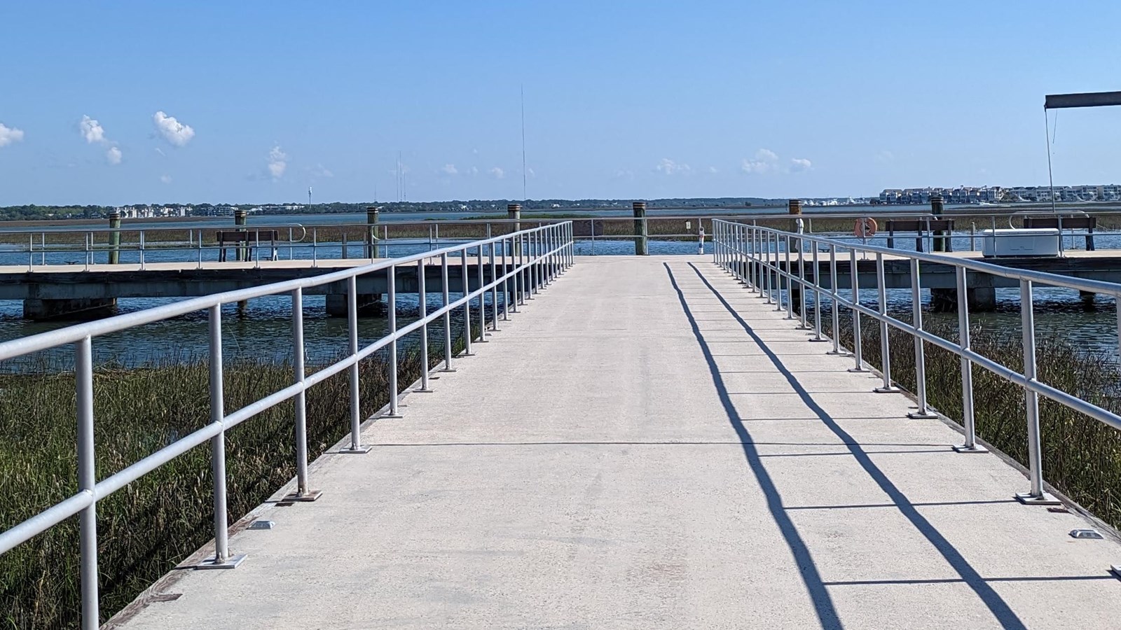 A T-shaped fishing dock on the intracoastal waterway at Fort Moultrie