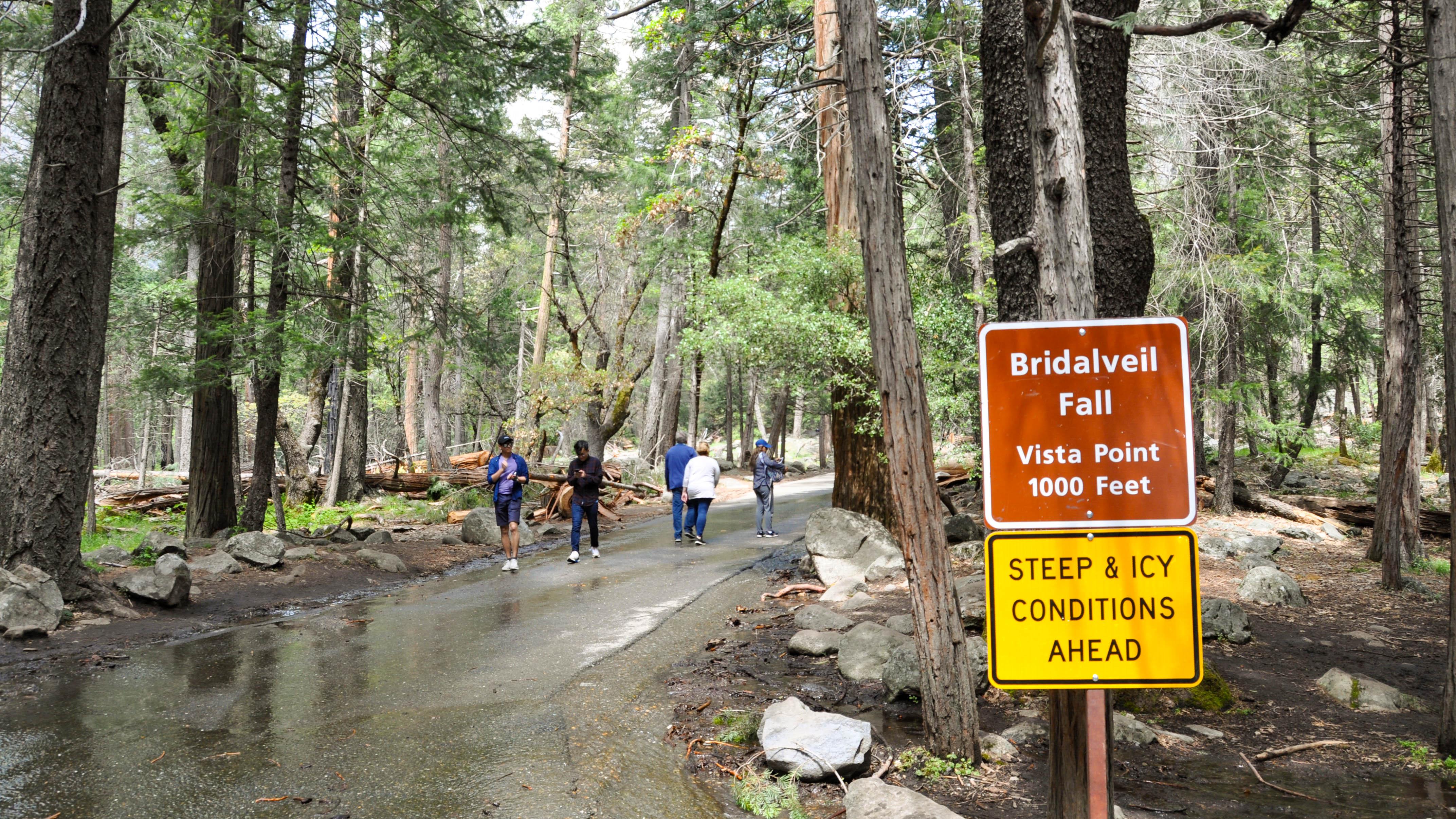 Bridal veil falls yosemite sale trail