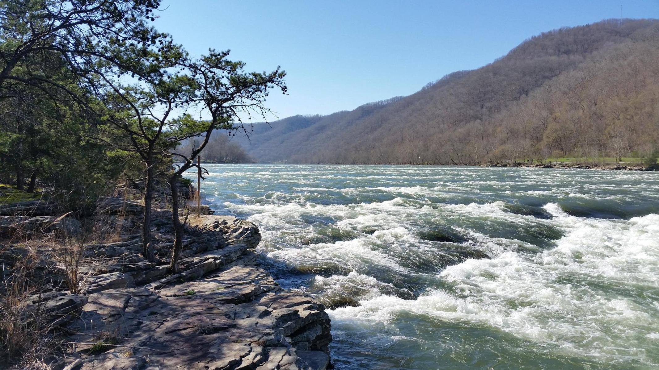 Brooks Falls Roadside Park U.S. National Park Service