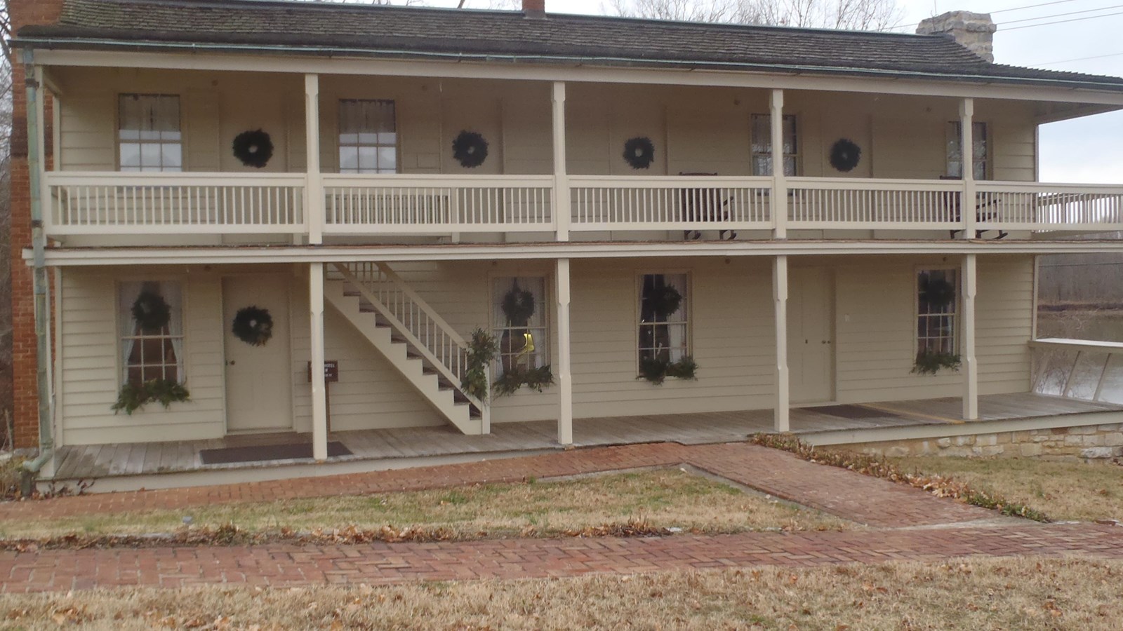 Dover Hotel on the Cumberland River