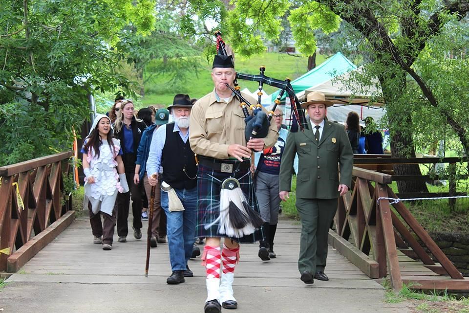 Parade with Bagpiper, John Muir impersonator, and Superintendent Tom Leatherman