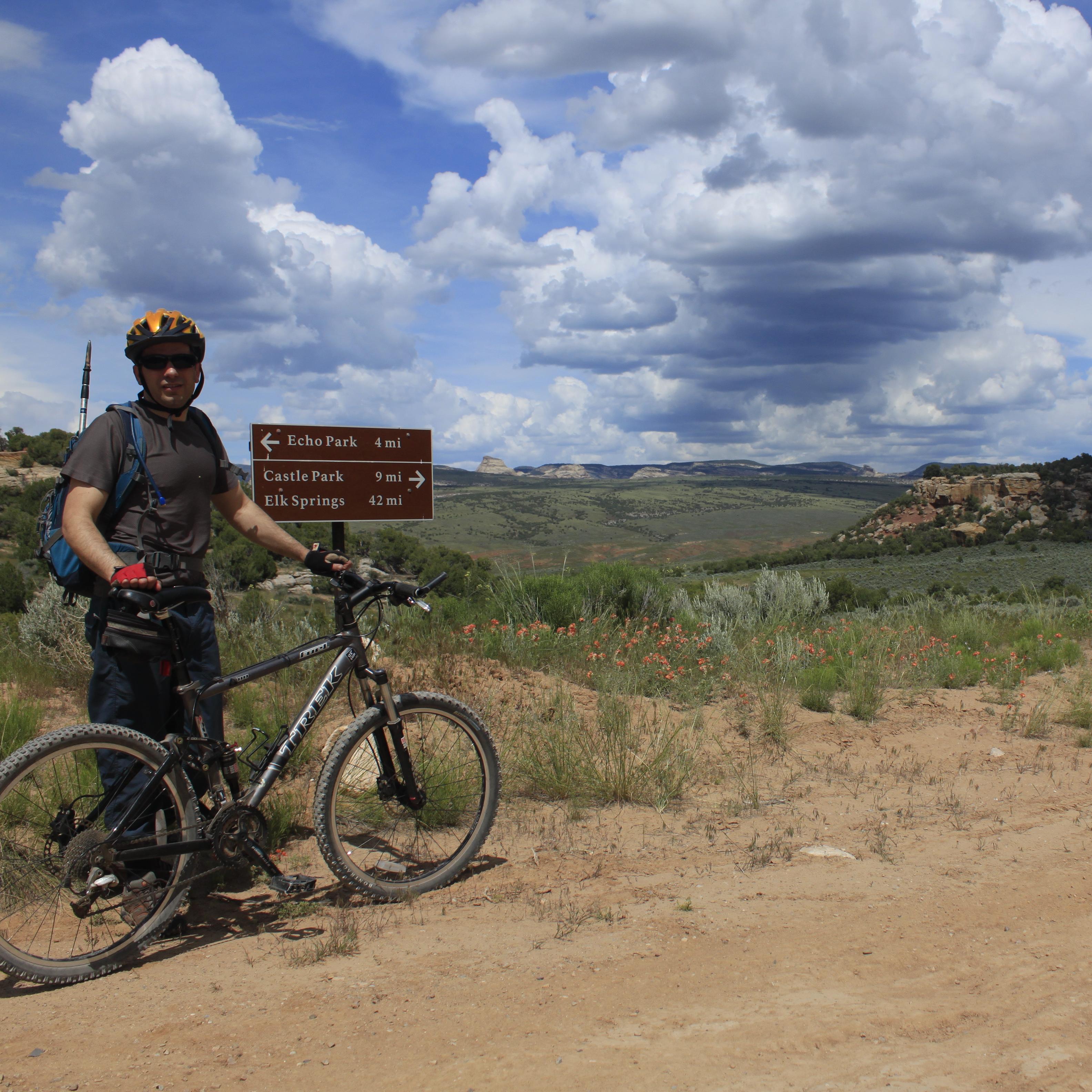 Basic Information - Dinosaur National Monument (U.S. National Park 