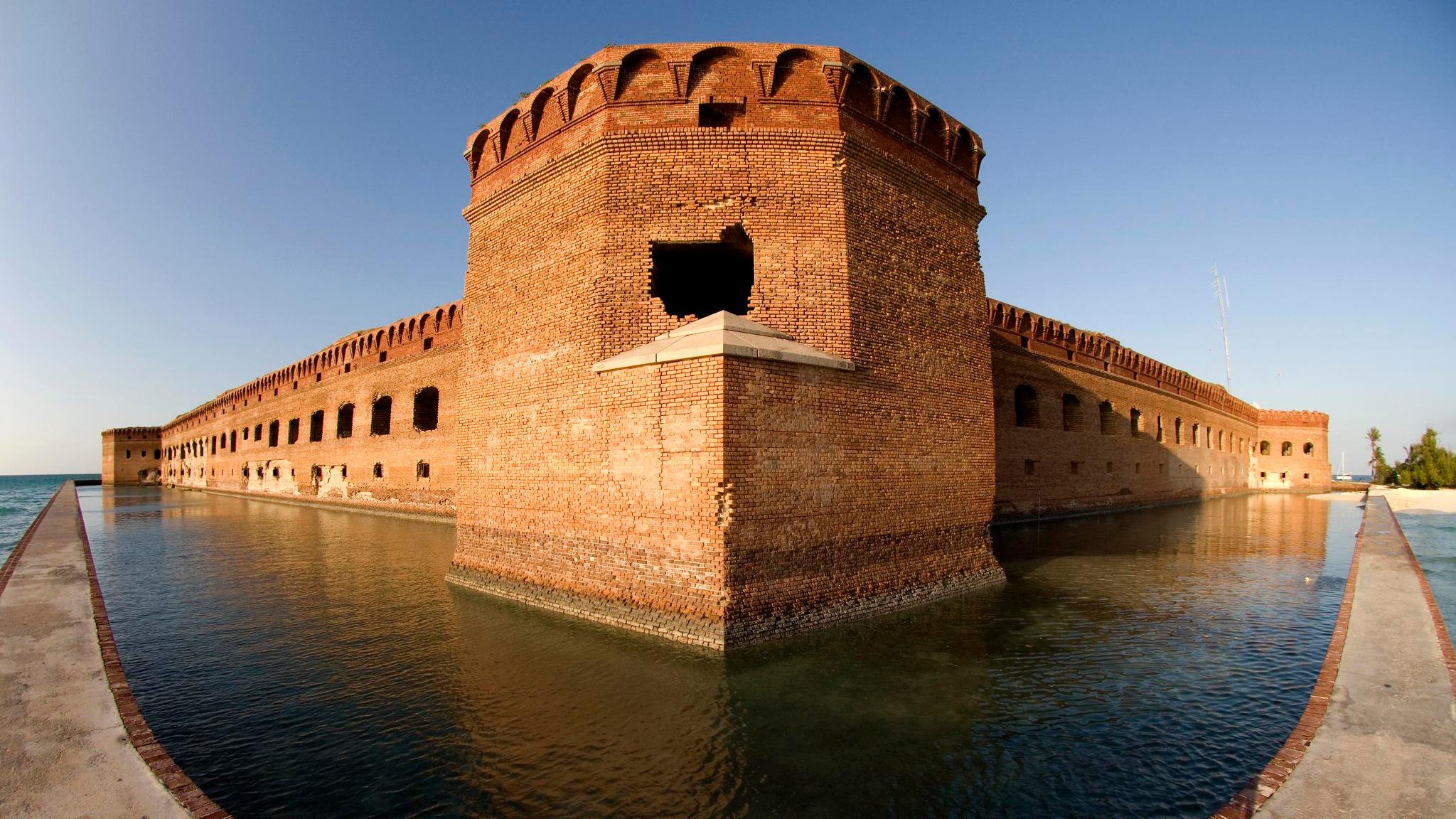 Learn tips to plan a visit to Dry Tortugas like a Park Ranger