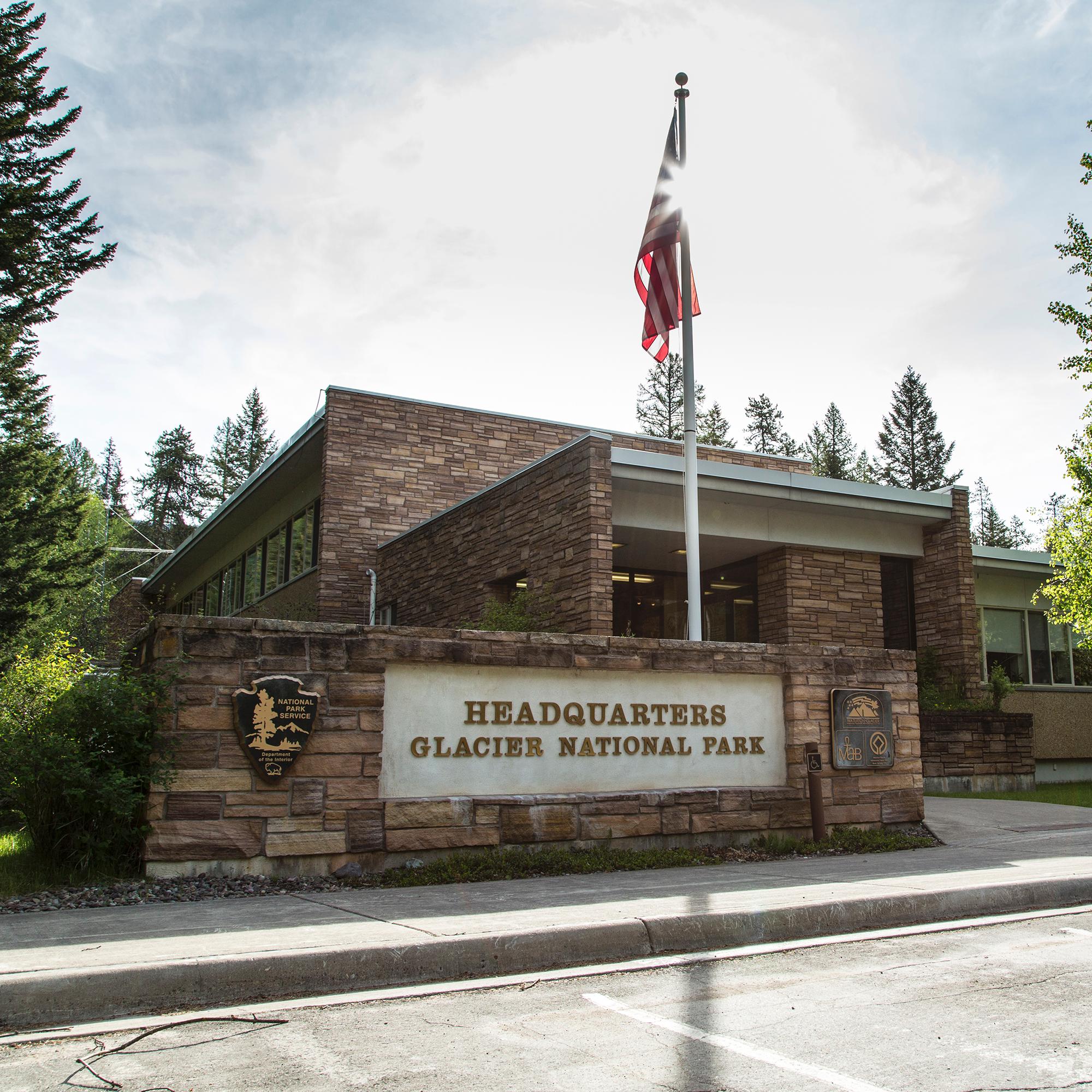 Park Headquarters building and U.S. flag