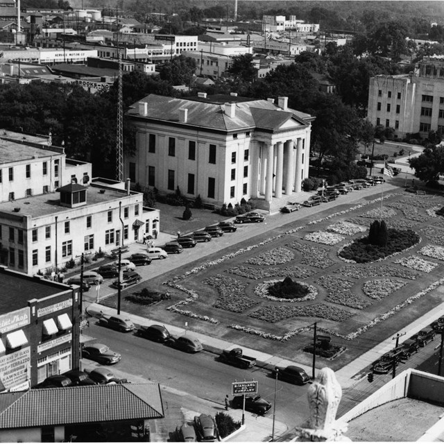 Historic aerial photo of Jackson's City Hall and police department buildings in 1940s