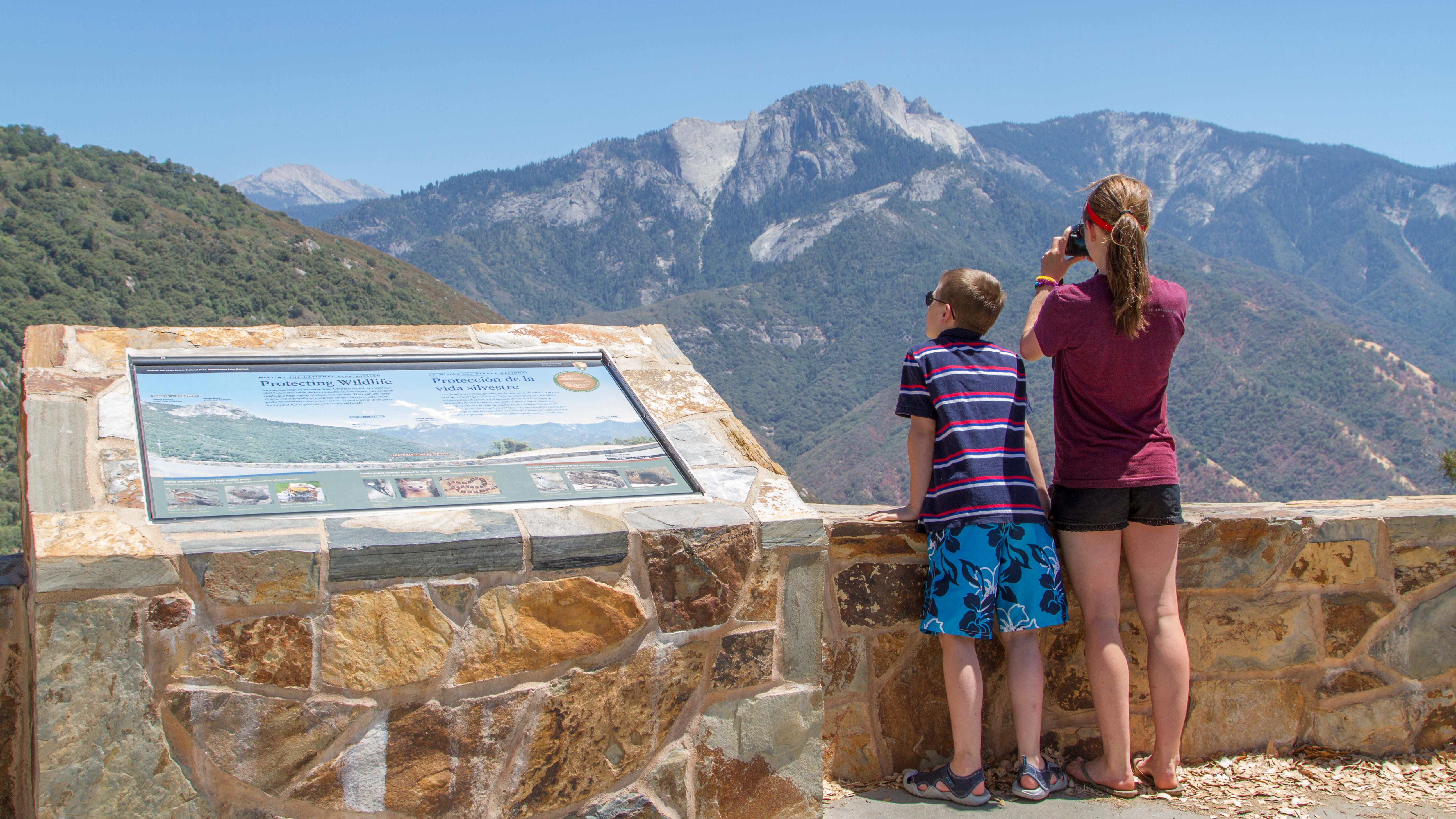 Two people at Amphitheater Point. Photo by Kirke Wrench.