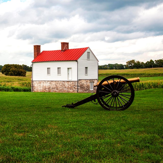 A cannon next to Best Farm at Monocacy National Battlefield