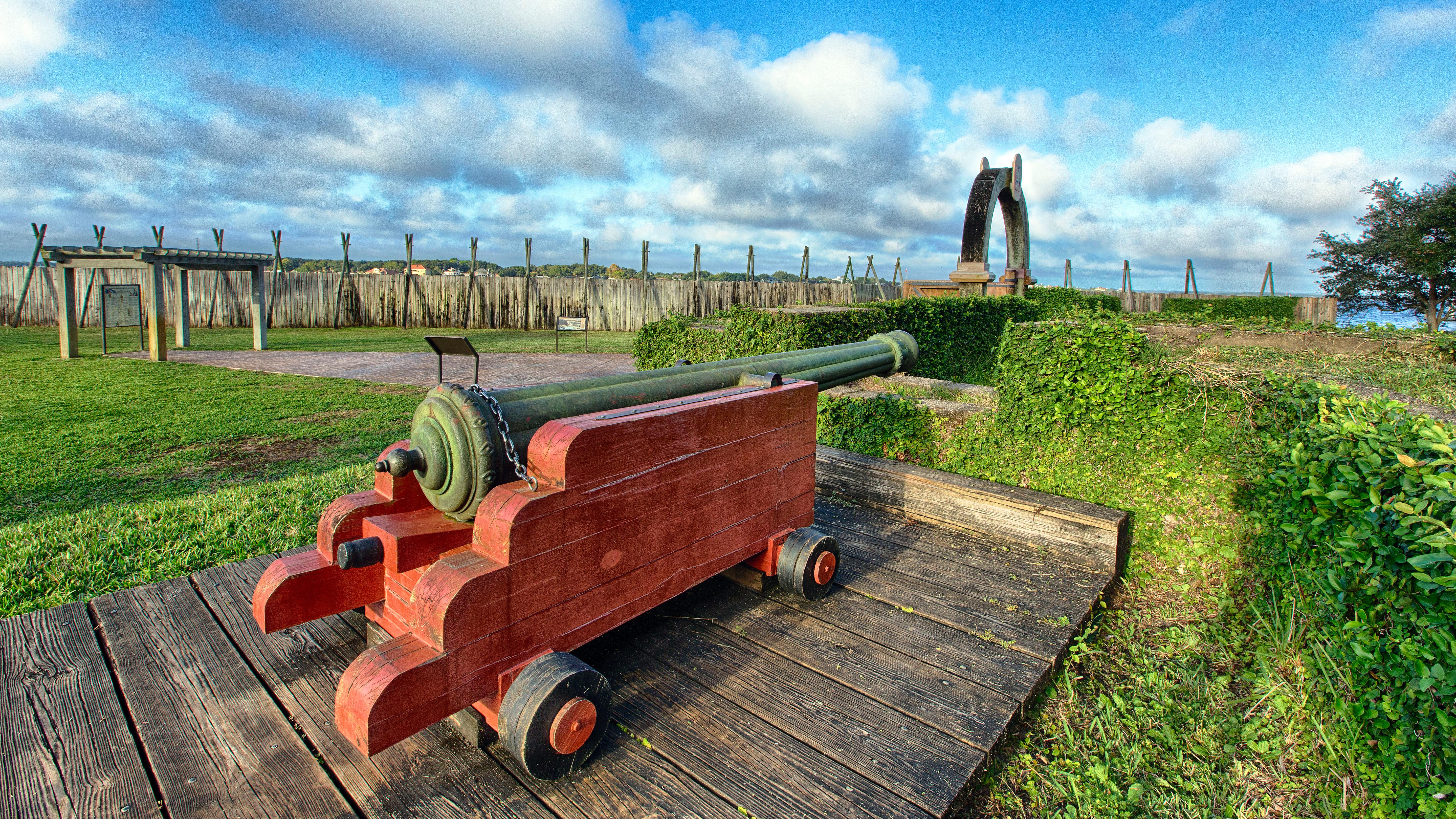cannon in fort exhibit