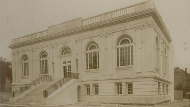Historic photo of Charleston Library Society 