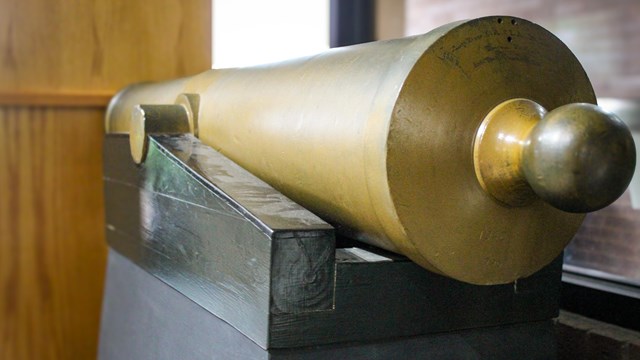 A gold cannon 