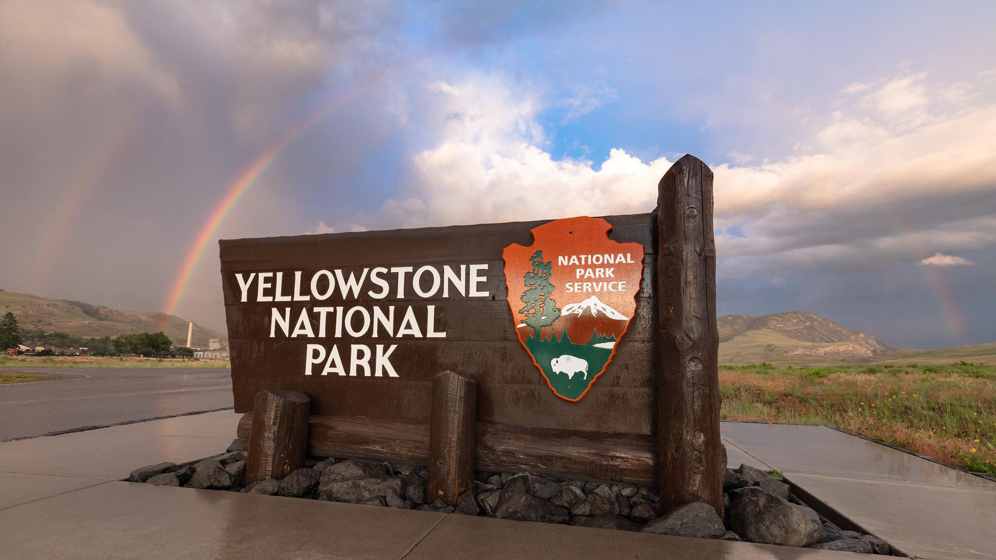 Basic Information Yellowstone National Park U.S. National Park