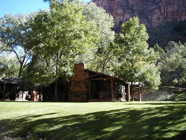 Deluxe cabins at Zion Lodge, 2005 (NPS)