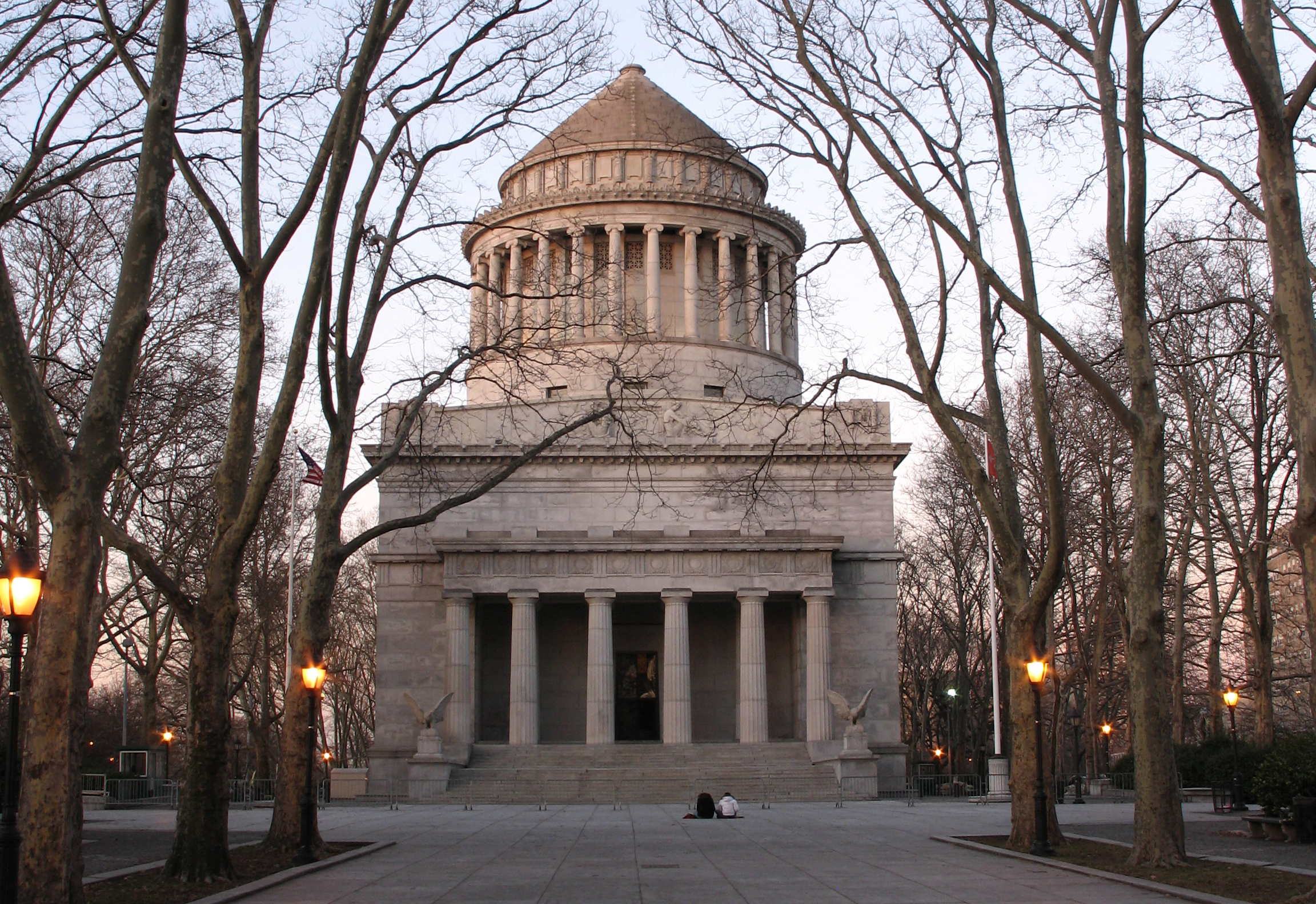 General Grant National Memorial at dusk in midwinter