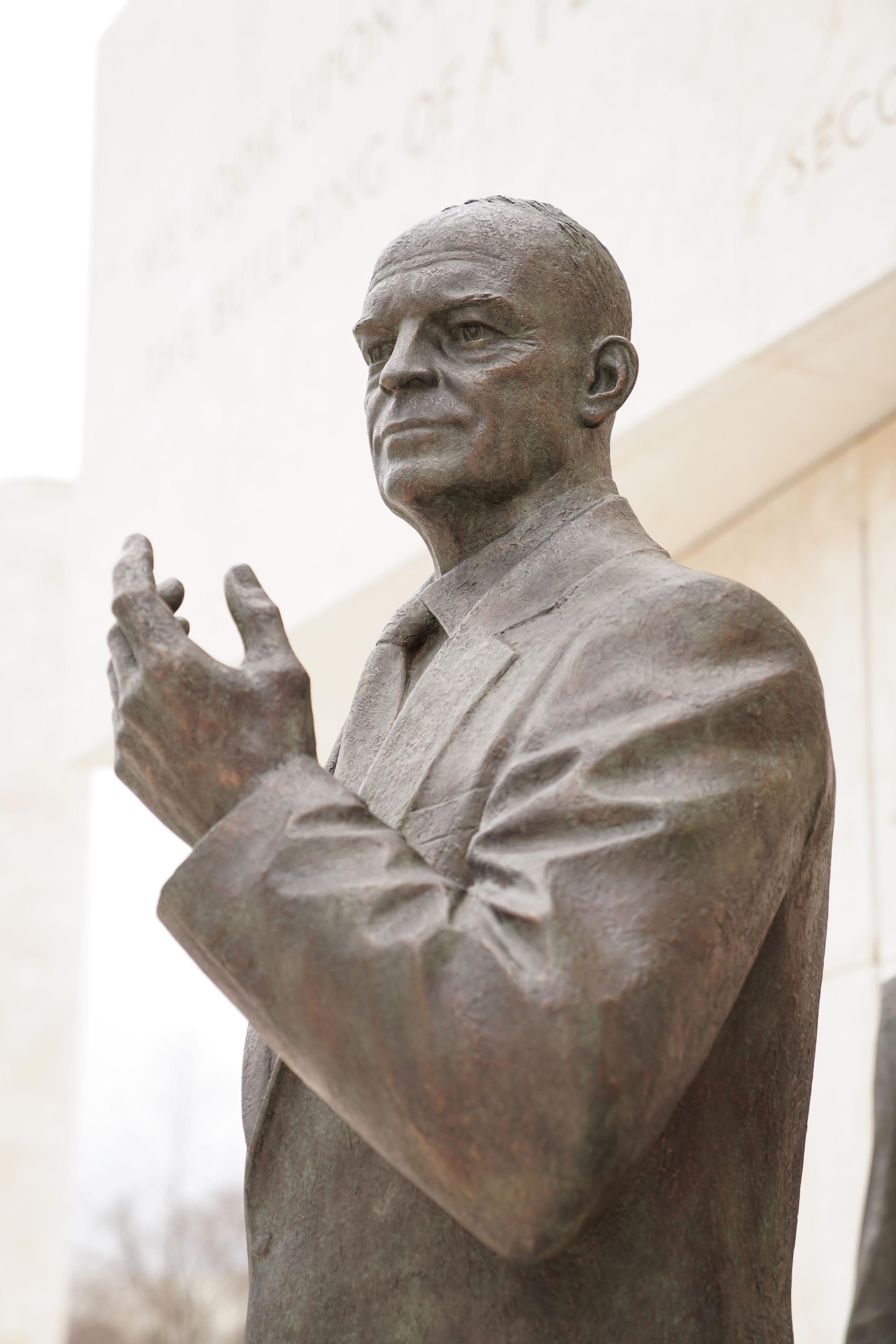 President Eisenhower Statue