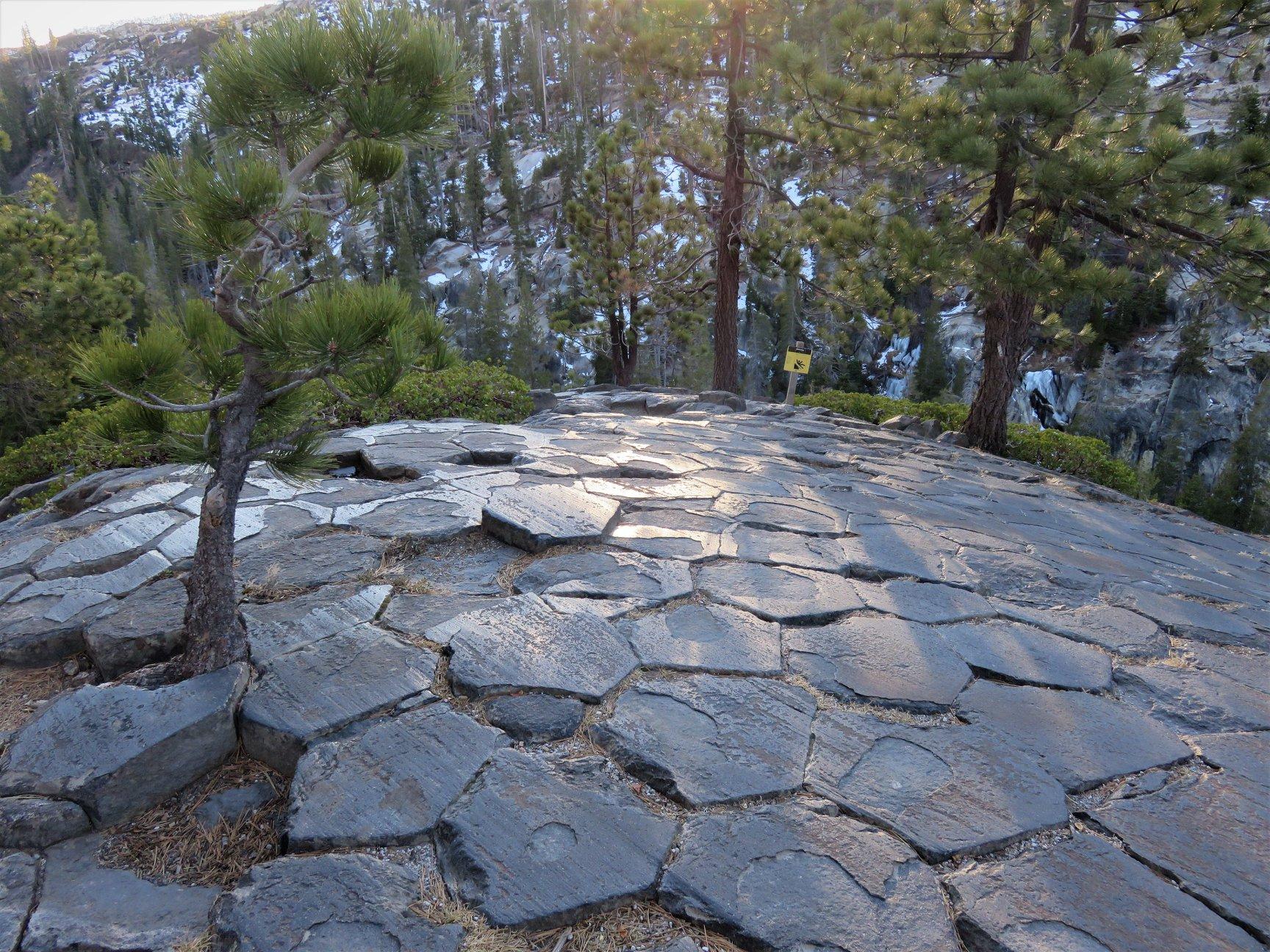 Hexagonal fractures that make up the columns at the postpile with glacial polish