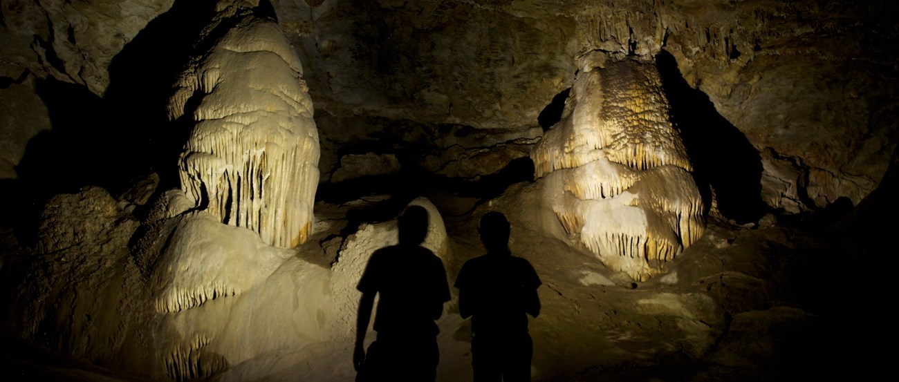 Cave formations of Coronado Cave