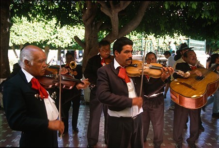 group of musicians (mariachi)