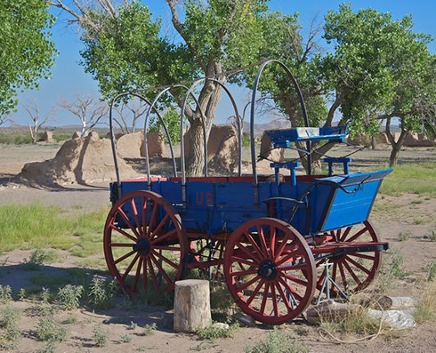 image of old US wagon