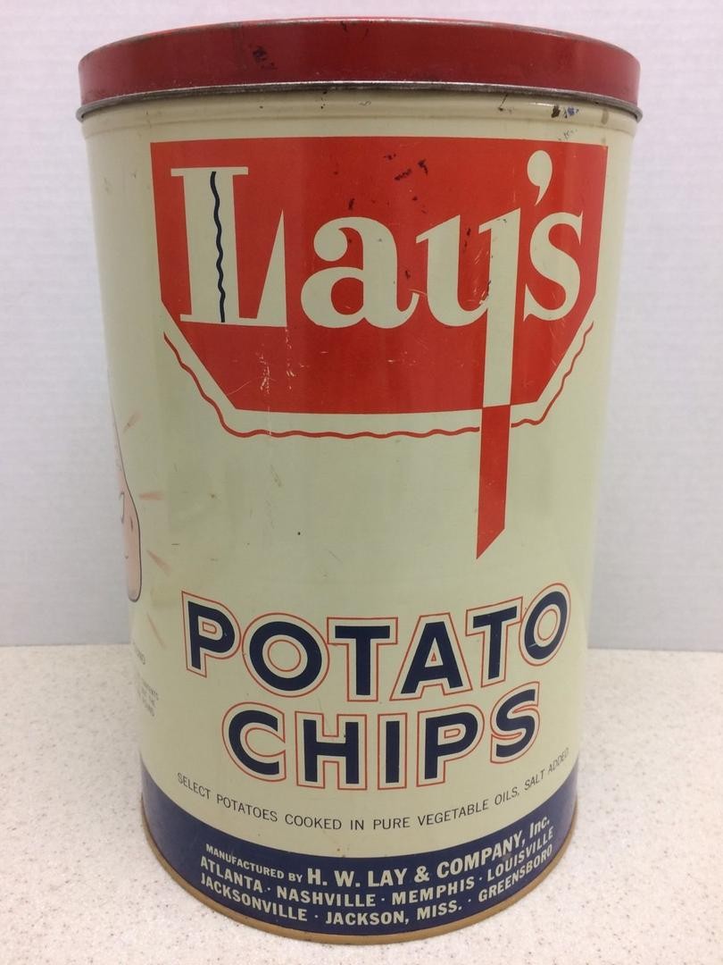 A can of Lay's potato chips.