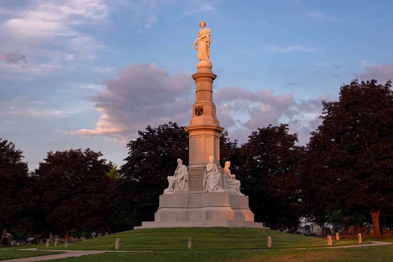 Soldiers Monument Gettysburg National Cemetery