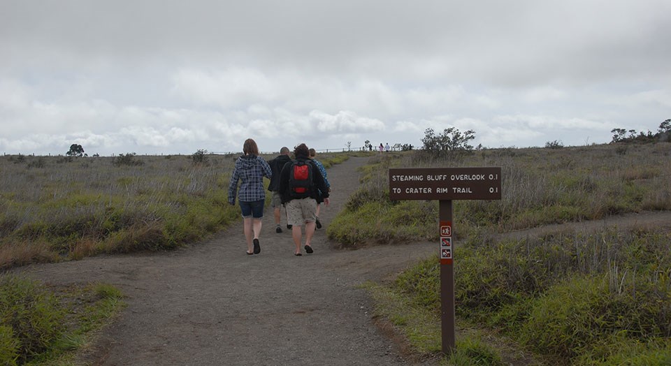 Day Hike Crater Rim Trail Hawai I Volcanoes National Park