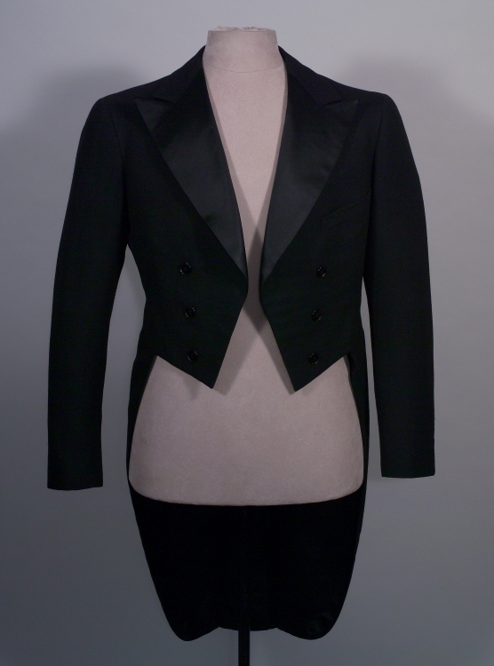 Tuxedo, HSTR 3589