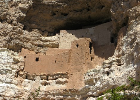 Cliff dwelling, Montezuma Castle National Monument