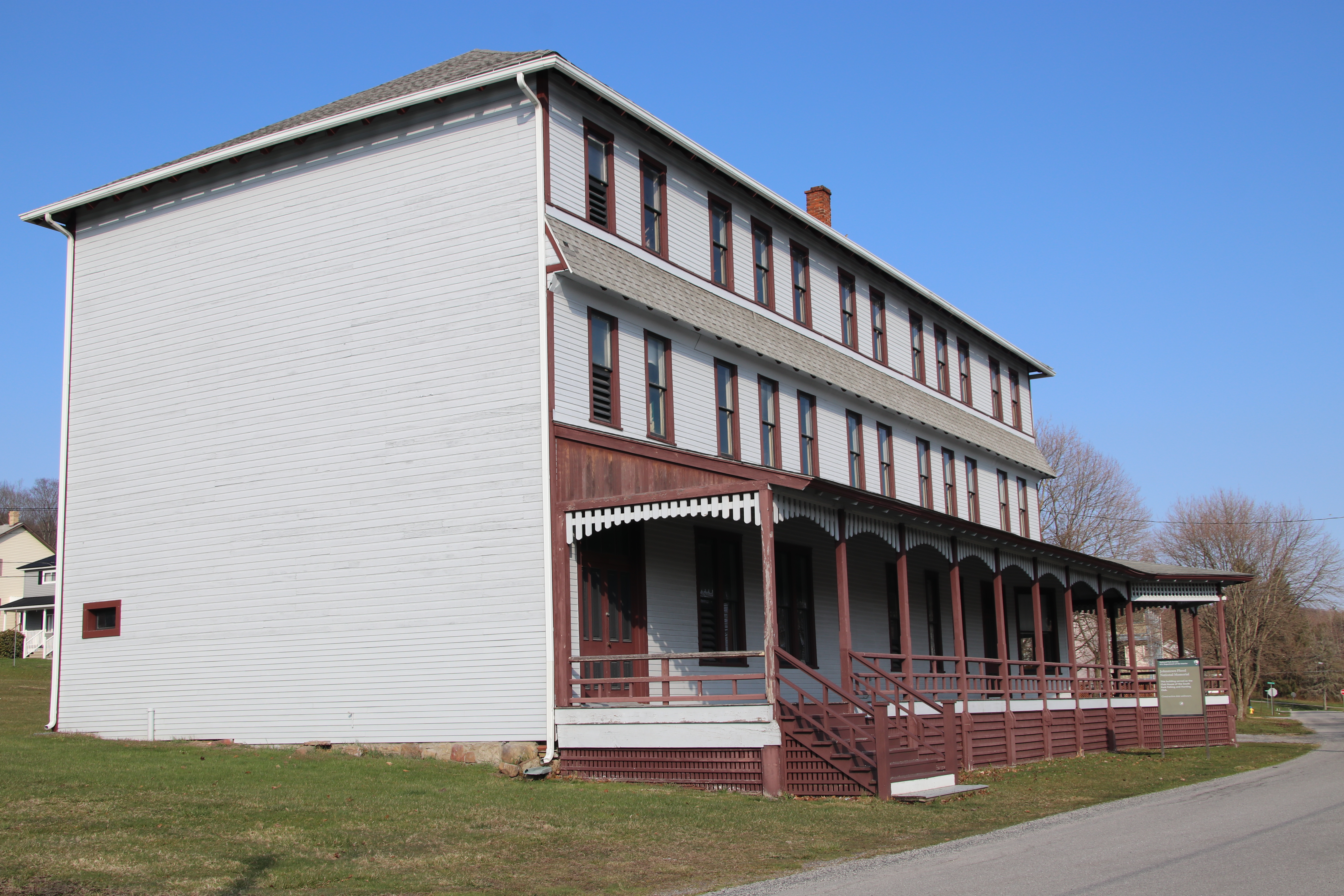 A large grey building.