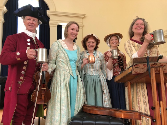 Linda Russell and Companie perform Colonial Christmas music