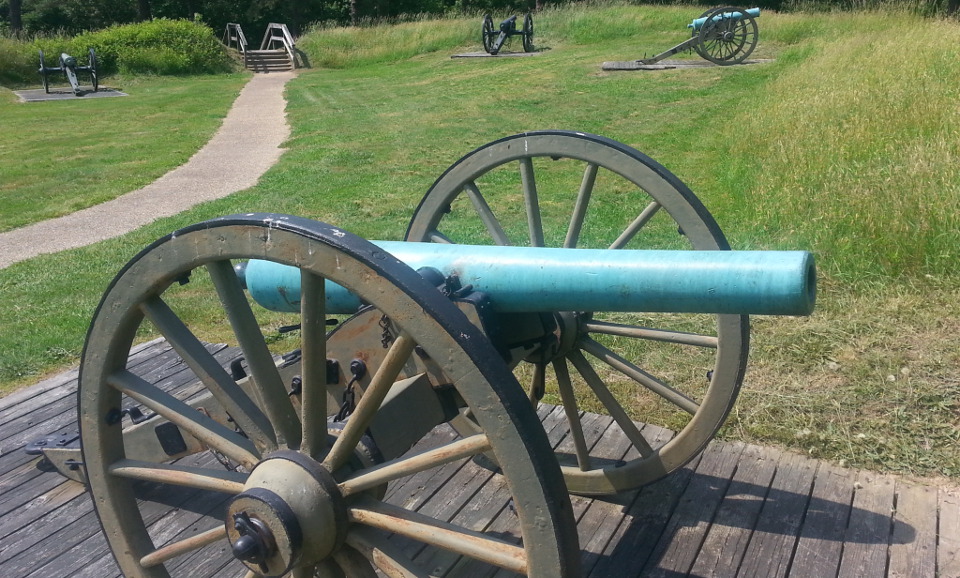 Image of historic canons on battlefield