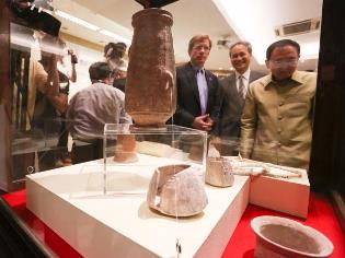 An ISB Special Agent led a five-year undercover operation that resulted in the recovery of numerous stolen ancient artifacts. Photo by NPS and nationmultimedia.com