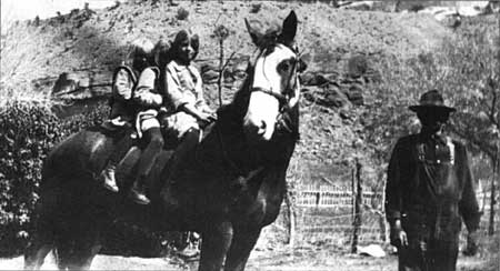 children on horseback