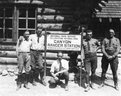 rangers, Yellowstone NP