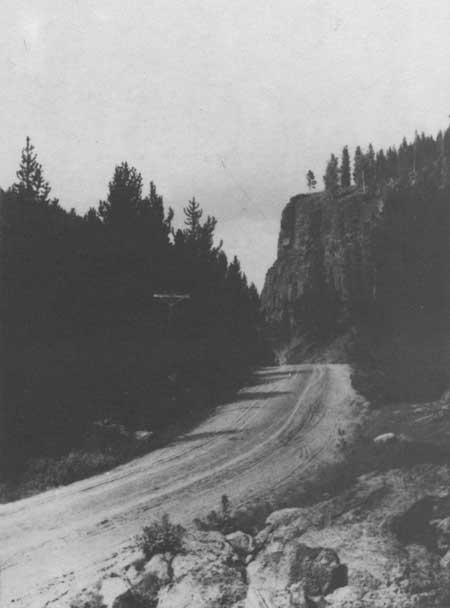 Road near Obsidian Cliff