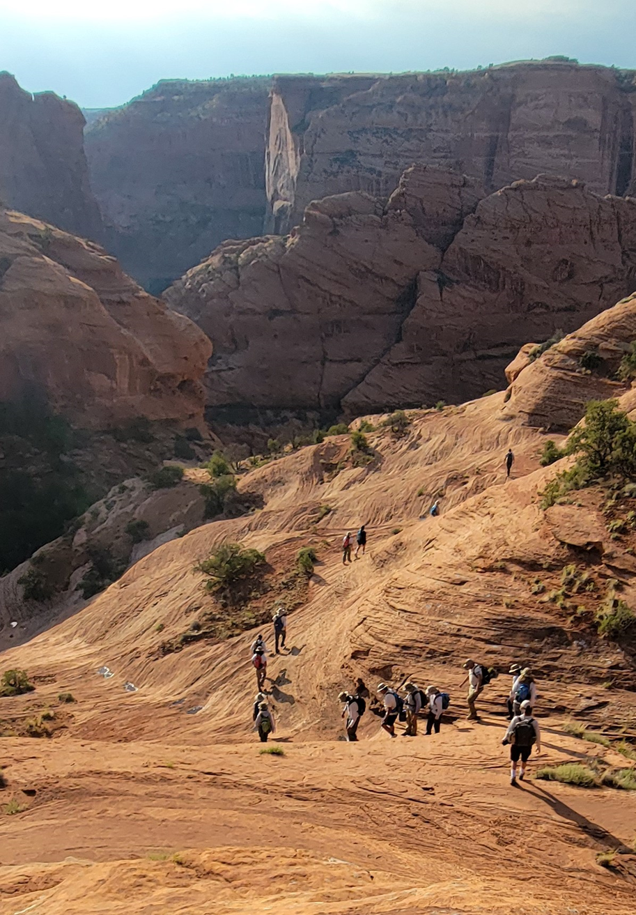 Hiking in Canyon De Chelly National Monument