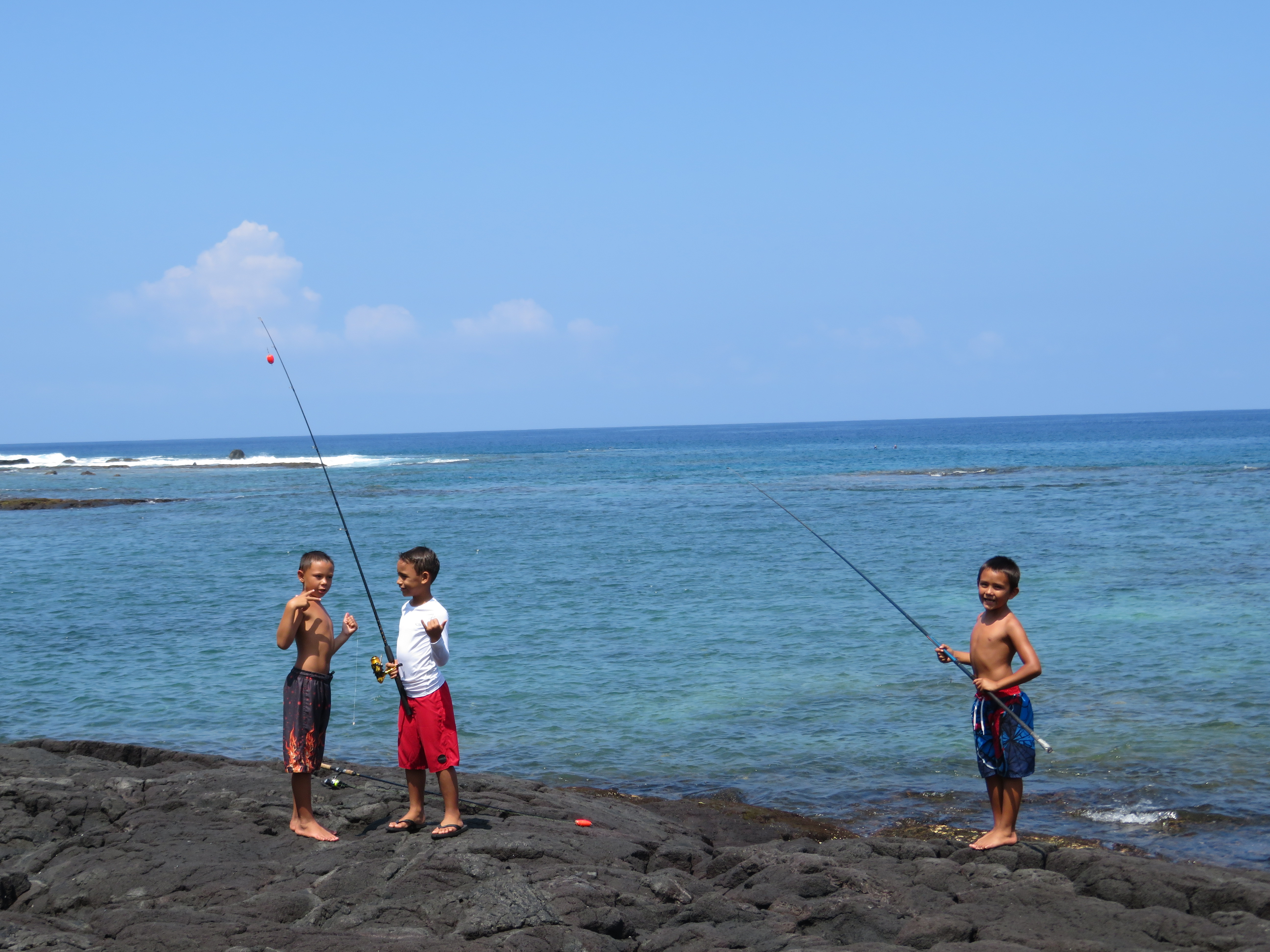 Hawaii Shorefishing - Living in Hawaii