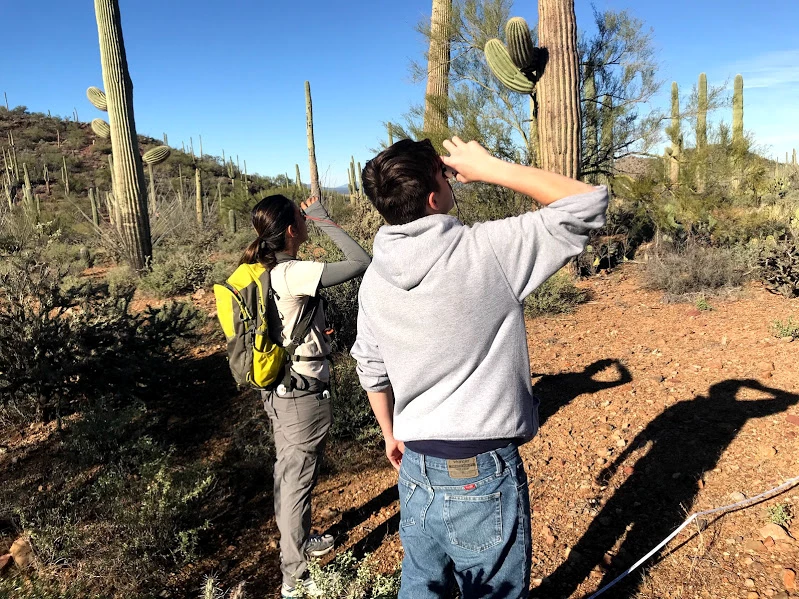 Cactus Rangers Two students using a clinometer